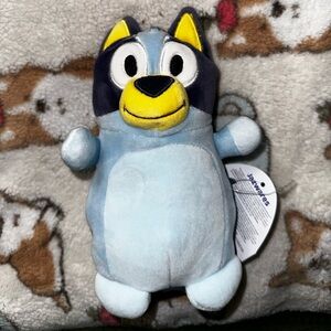 Bluey Hug Mee 7” Squishmallow